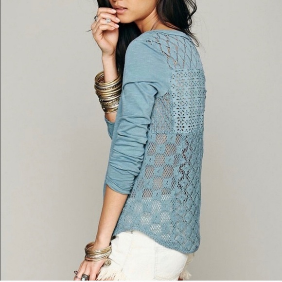 Turquoise Free People Beautiful crocheted back long sleeve - Picture 2 of 4